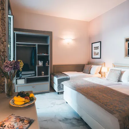 Palazzo Benci מלון 3*